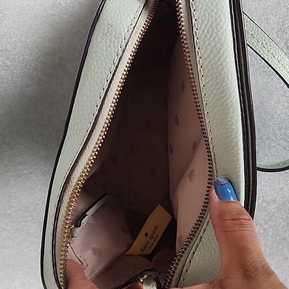 Kate Spade Crossbody Used - Picture 9 of 14